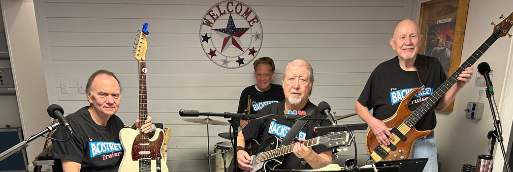 Listen to The Backstreet Cruisers